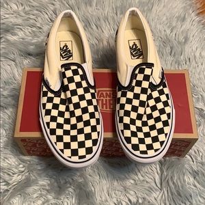 Men’s checkered slip on vans